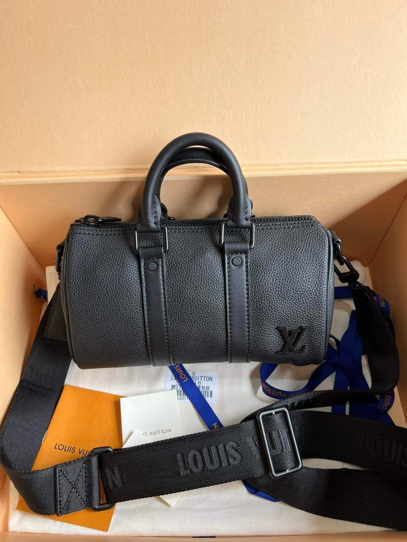 Louis Vuitton // Black Aerogram Keepall XS Crossbody Bag – VSP Consignment