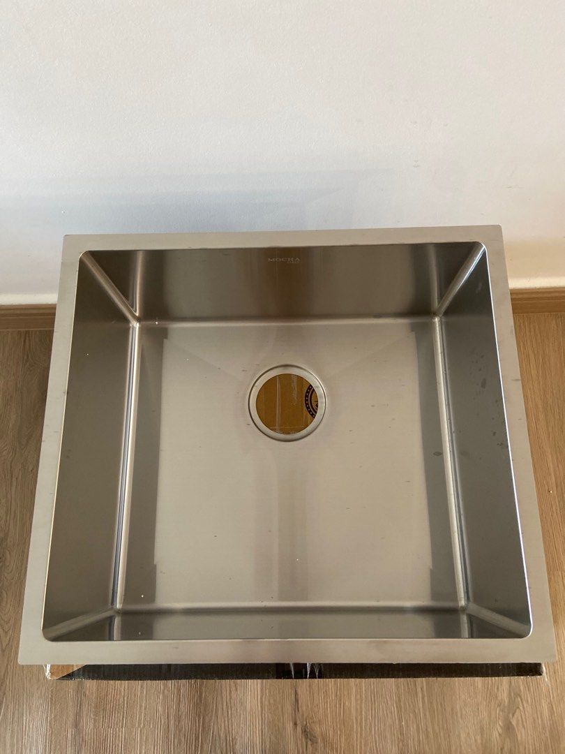 Kitchen sink brand Mocha made in Italy, Furniture & Home Living