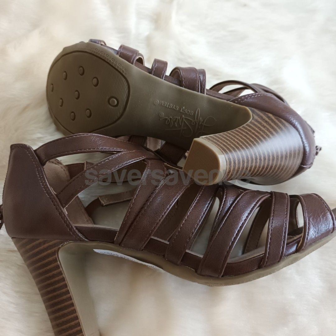 LifeStride Women s Carter Sandals Size 6 Women s Fashion