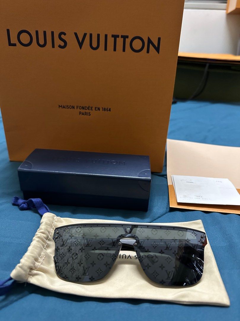 Louis Vuitton LV Waimea Sunglasses, Men's Fashion, Watches