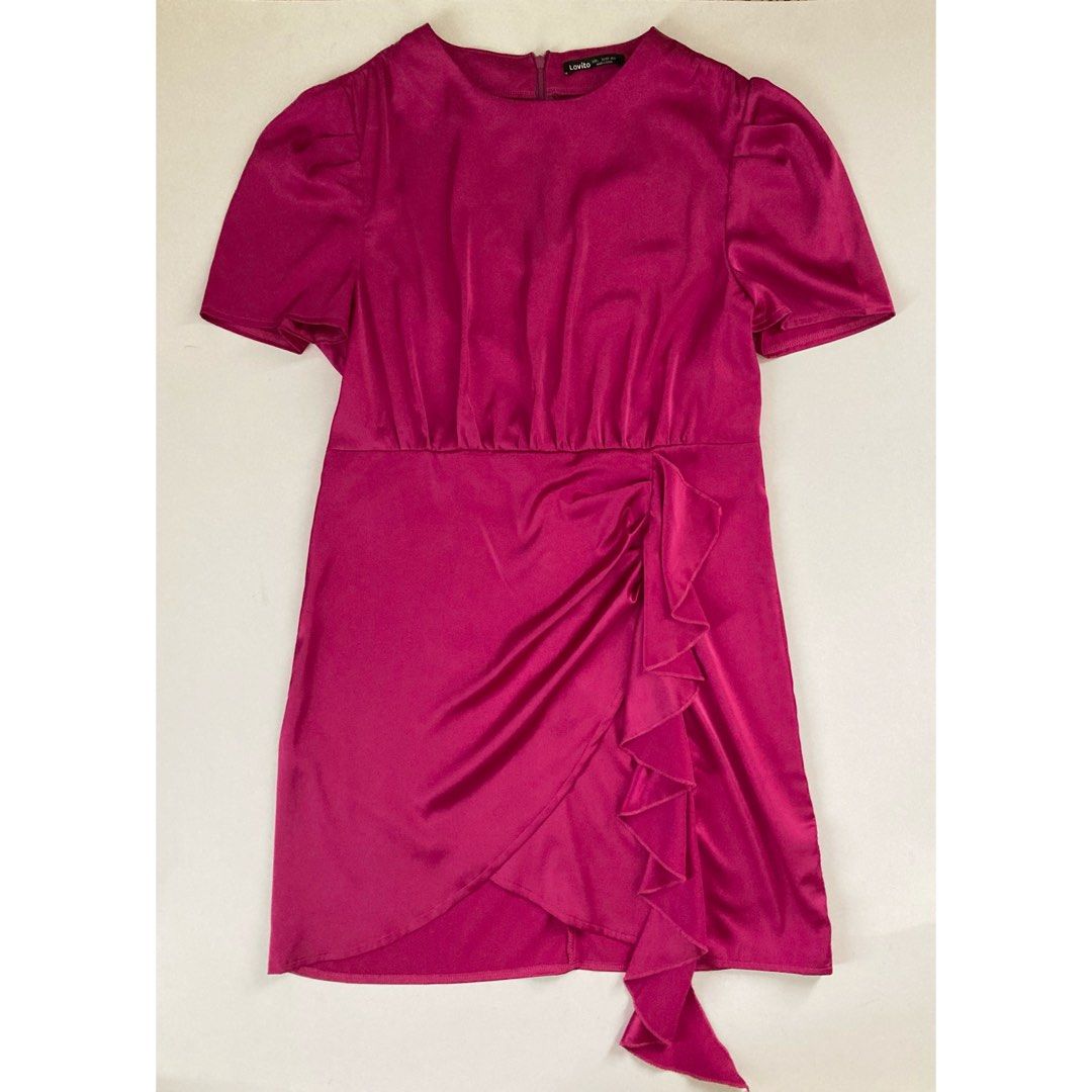 Lovito Ruffle Wrap Hem Satin Dress (Category: Dresses) located in San Mateo. Submitted by g.stuff (Listing ID 1207142306, Image 2). Description: 2 sizes available: ▫️XL - NEW ▫️L - used once, still good as new 💰MOP: BPI/BDO/Gcash ▪️To view more items, visit my profile: carousell.com/g.stuff.