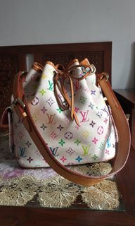 (Kategori: ) berada di . Dikirim oleh phipah (ID iklan 1213683249, Gambar 1). Deskripsi: .