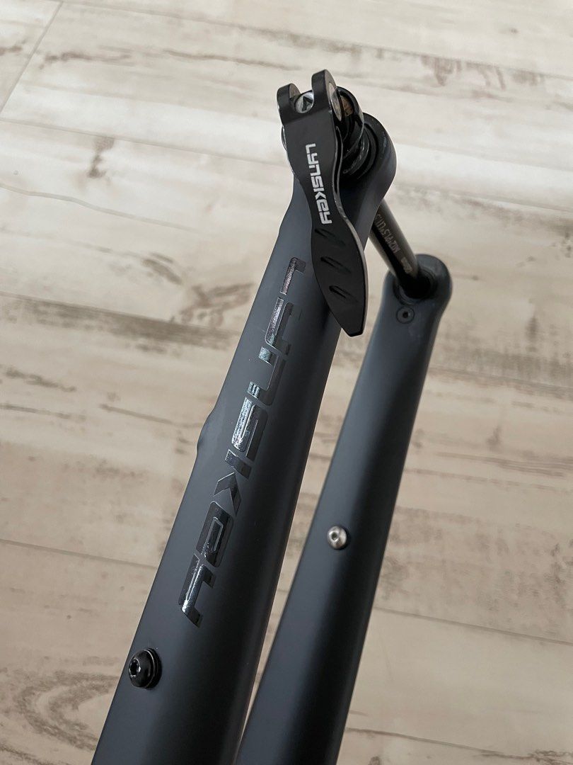 Lynskey carbon best sale adventure fork