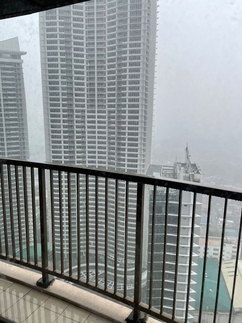 MCO FOR SALE 2 Bedroom Unit in Joya Towers, Rockwell Center, Makati