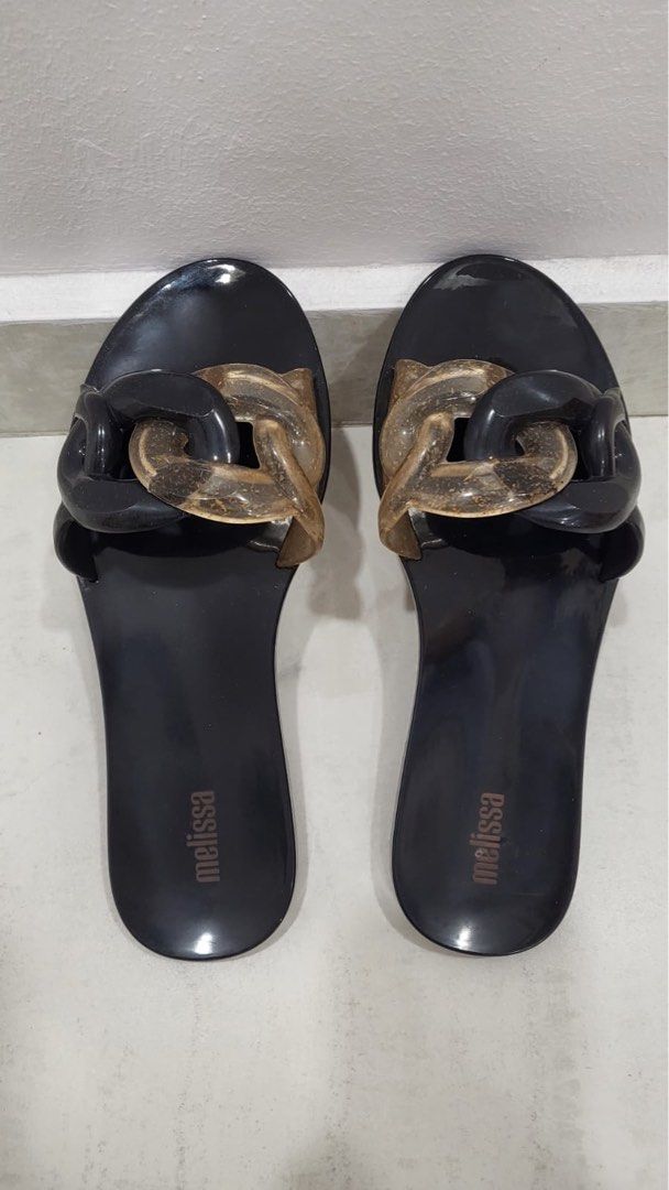 chain jelly sandals