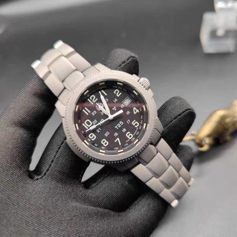 Titanium watch hotsell