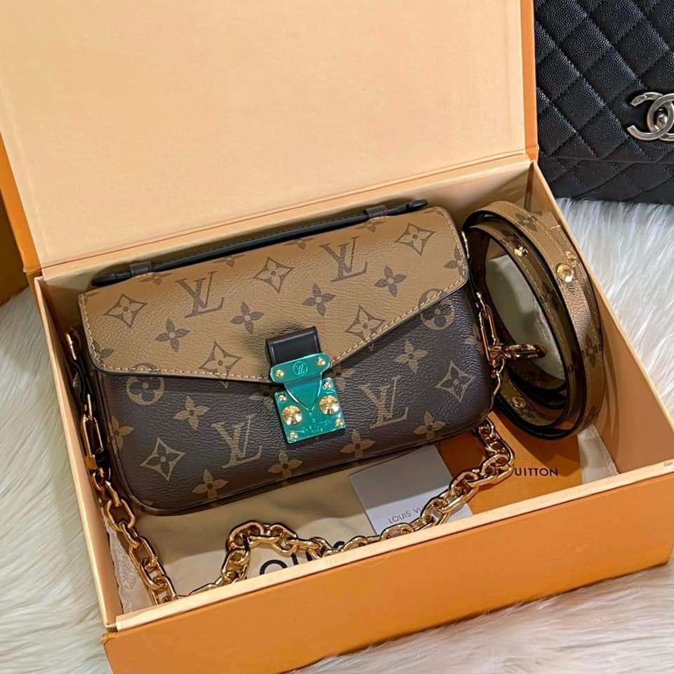 Mini pochette metis reverse mono east west bag, Luxury, Bags