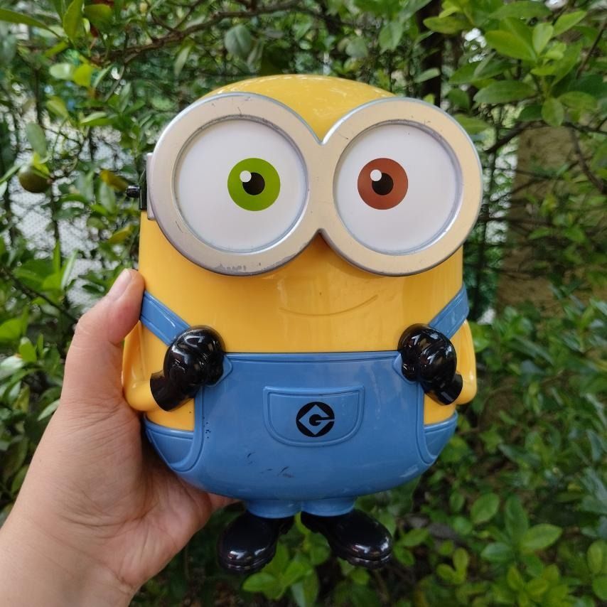 Minions Bob Coin bank, Hobbies & Toys, Toys & Games on Carousell
