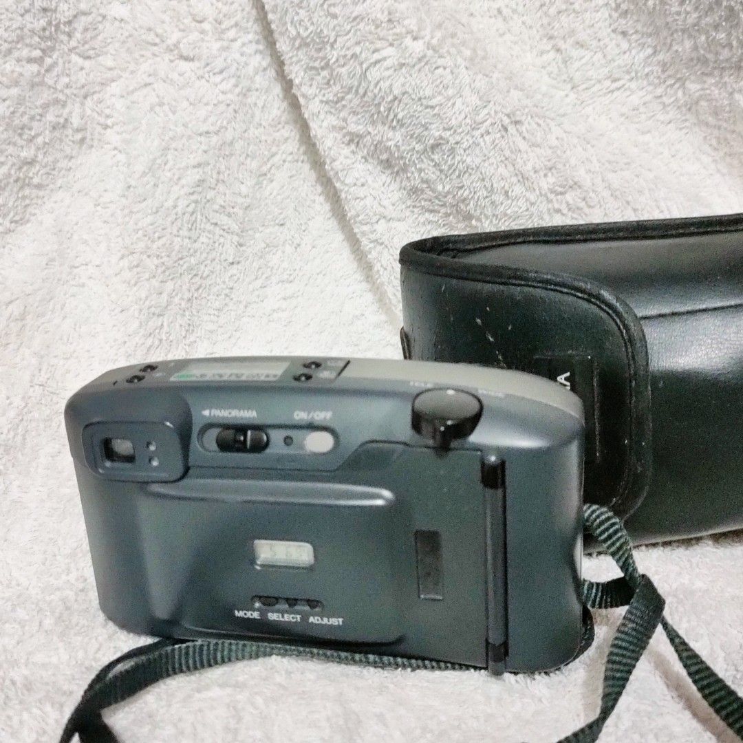 Minolta Capios 140 with issues (Category: Cameras) located in Makati City. Submitted by zsengg (Listing ID 1213686410, Image 2). Description: Condition: - Needs to be repaired (cam turns on for few seconds but turns off after) - Clear lens free from dust, fog, and fungus - Clear viewfinder - Automatic load and auto rewind are working Inclusions: Date stamp battery Pouch Strap Camera Note: Price is negotiable.