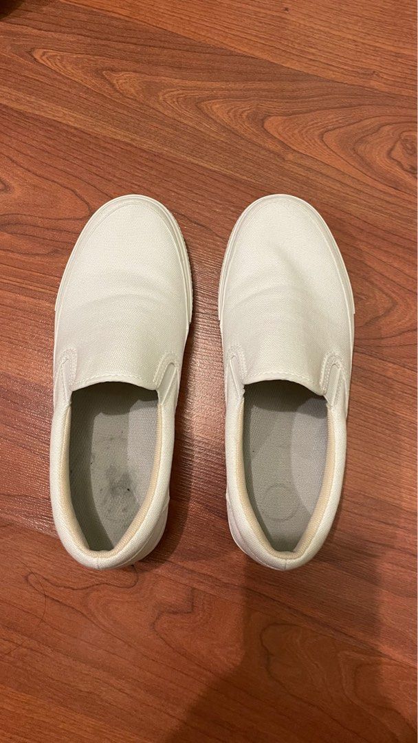 muji water repellent sneakers