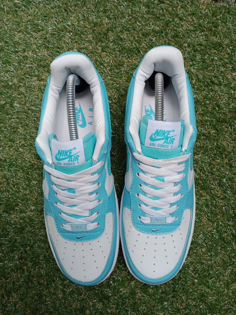 nike essential air force 1