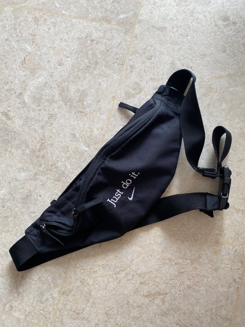 Nike bum bag sale shop