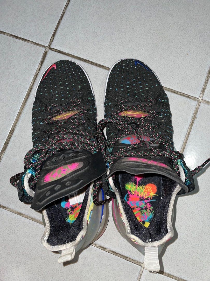 Nike Lebron James 18 Black Multicolor, Olah Raga, Perlengkapan Olahraga  Lainnya di Carousell