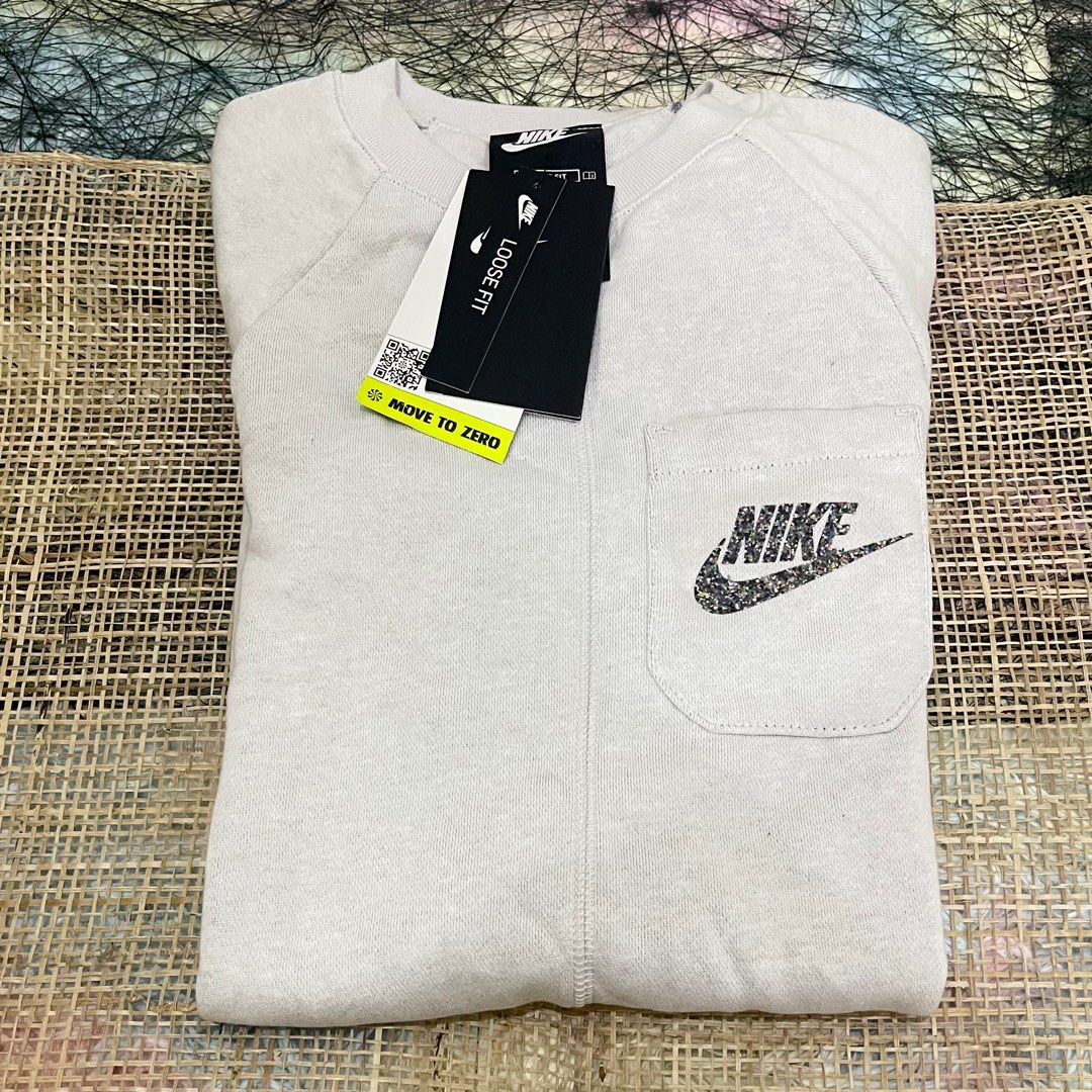 mens nike loose fit t shirts