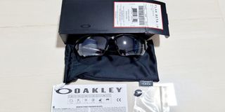 Oakley Flak Beta (Asian fit), Photochromatic lens for Cycling