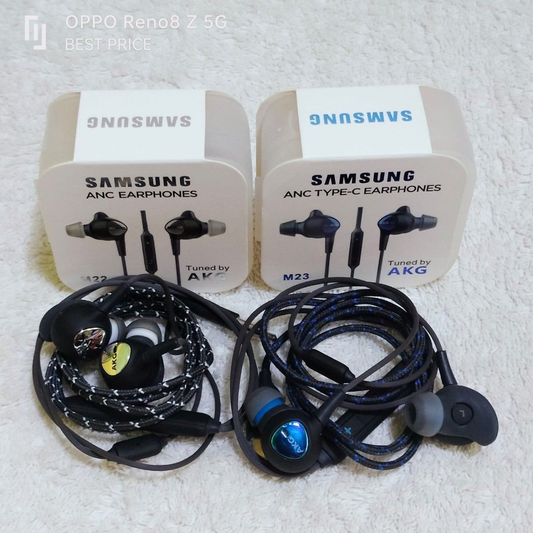 Original Samsung AKG Headset (Category: Earphones) located in Paranaque City. Submitted by audioaddict0517 (Listing ID 1213626045, Image 3). Description: .