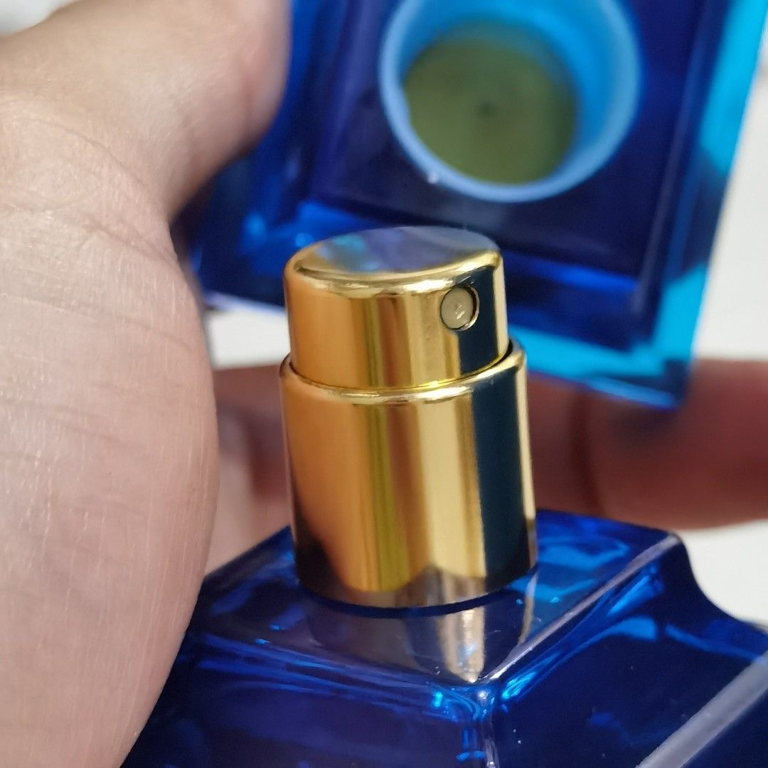 original tom ford costa azzura (Category: Fragrance & Deodorants) located in Makati City. Submitted by colormeredph (Listing ID 1213714422, Image 3). Description: .