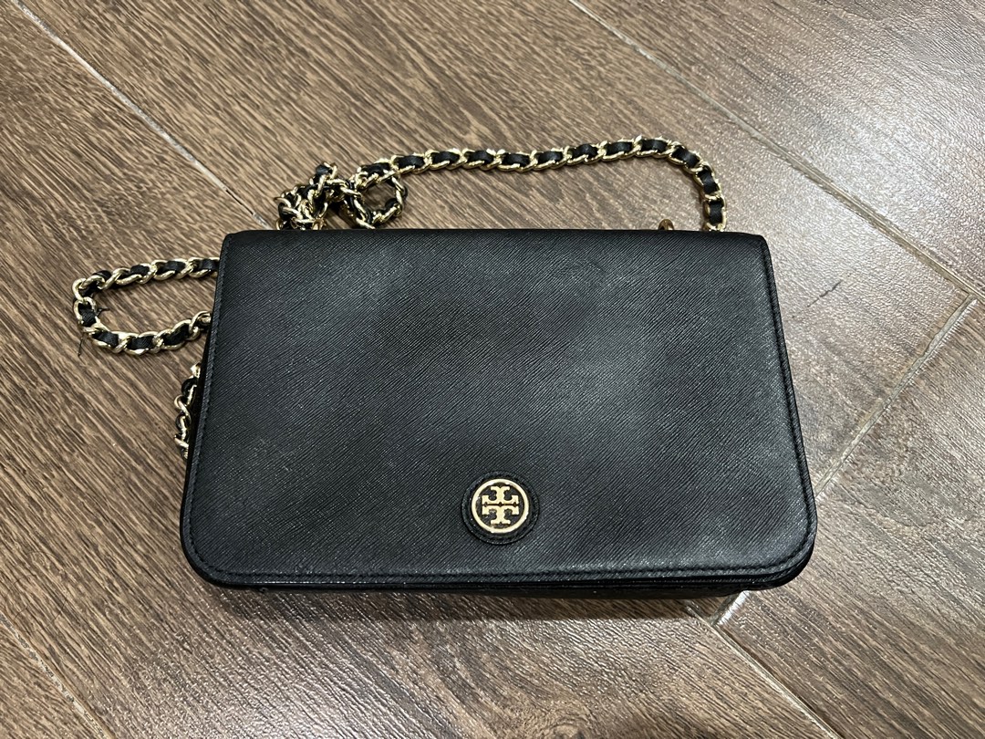 Original Tory Burch Robinsons Black Crossbody Bag, Women's Fashion, Bags &  Wallets, Cross-body Bags on Carousell