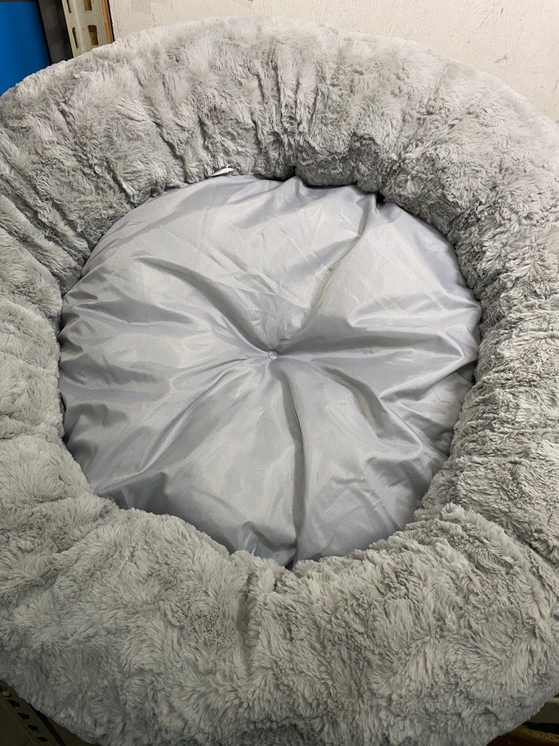 Pawsh donut hot sale bed