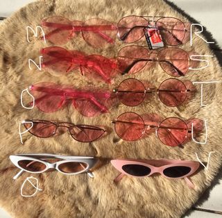 (Kategori: ) berada di . Dikirim oleh goddesseyewear.id (ID iklan 1213587670, Gambar 1). Deskripsi: .