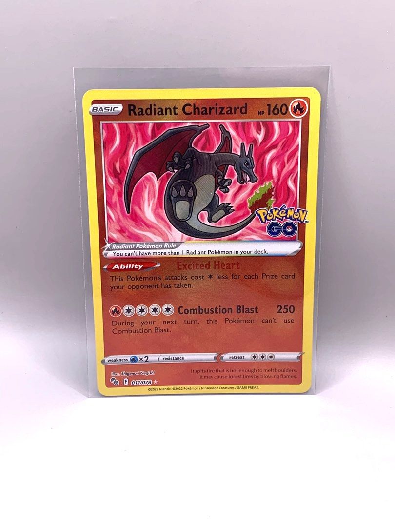 Radiant Charizard - 011/078 - Pokemon Go - Shiny Pokemon Card