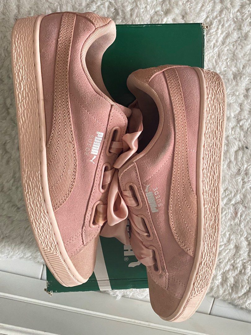 Puma blush cheap pink sneakers