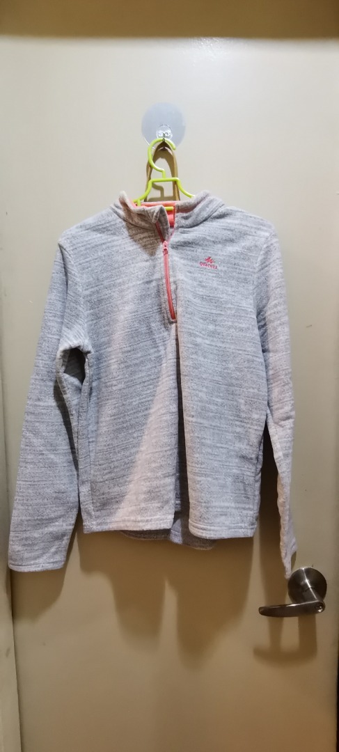 Quechua fleece, Women's Fashion, Coats, Jackets and Outerwear on Carousell