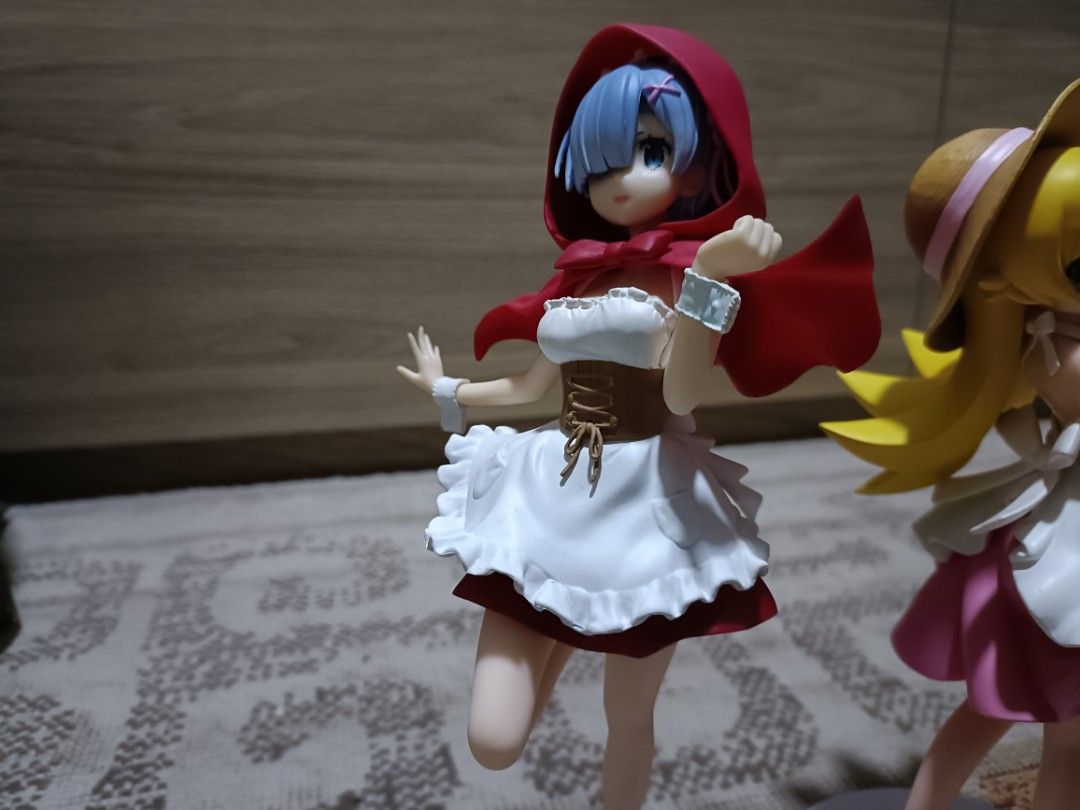 REZero Rem (Red riding hood) / Shinobu Monogatari figures, Hobbies