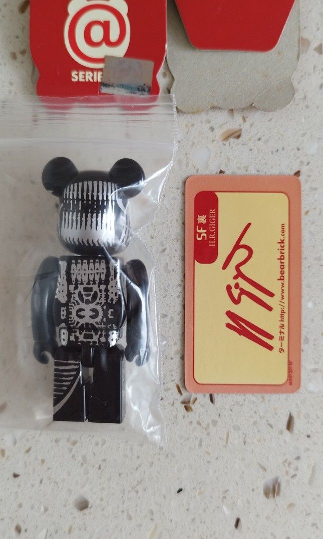 Bearbrick 100% Série 12 – HG Giger – Medicom Toy, Figurine De Collection Occasion