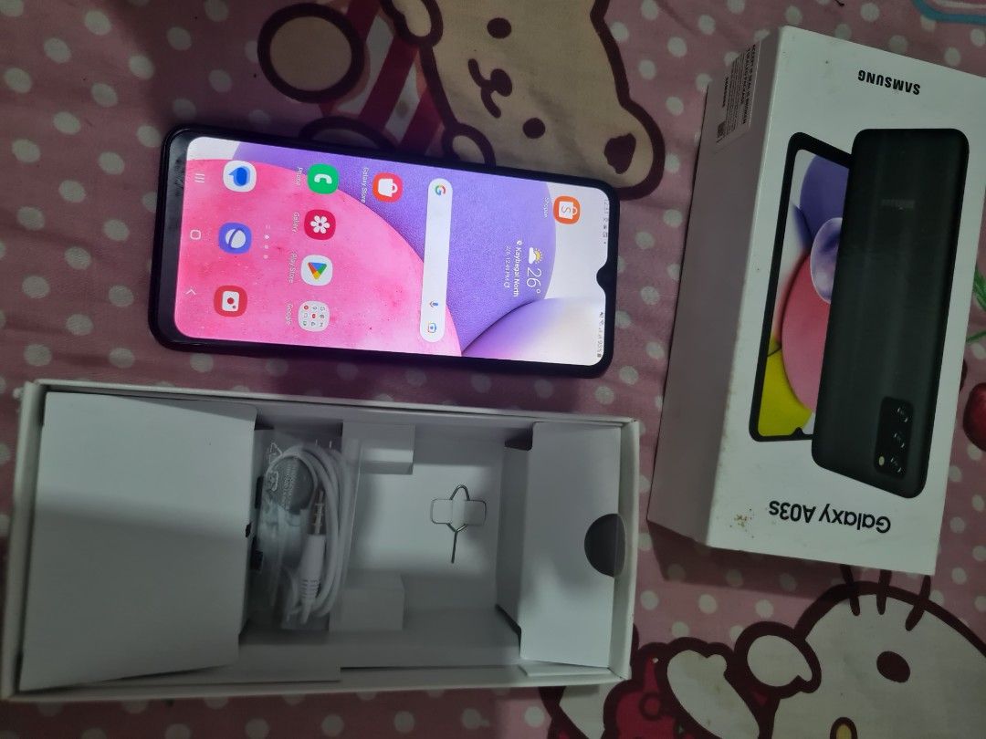 SAMSUNG A03s ALMOST NEW (NO CHARGER) (Category: Samsung) located in Paranaque City. Submitted by JPNPH (Listing ID 1213619087, Image 1). Description: Samsung A03s For Sale: Samsung A03s with box P5,500 4GB RAM + 128GB ROM Dual Sim Condition: 95% smooth Issue: NO ISSUE RFS: madalang gamitin, pang spare phone lang. makinis pa and less than 6months pa lang. with front screen protector and back protection film since day 1. Super panalo na po kayo dit