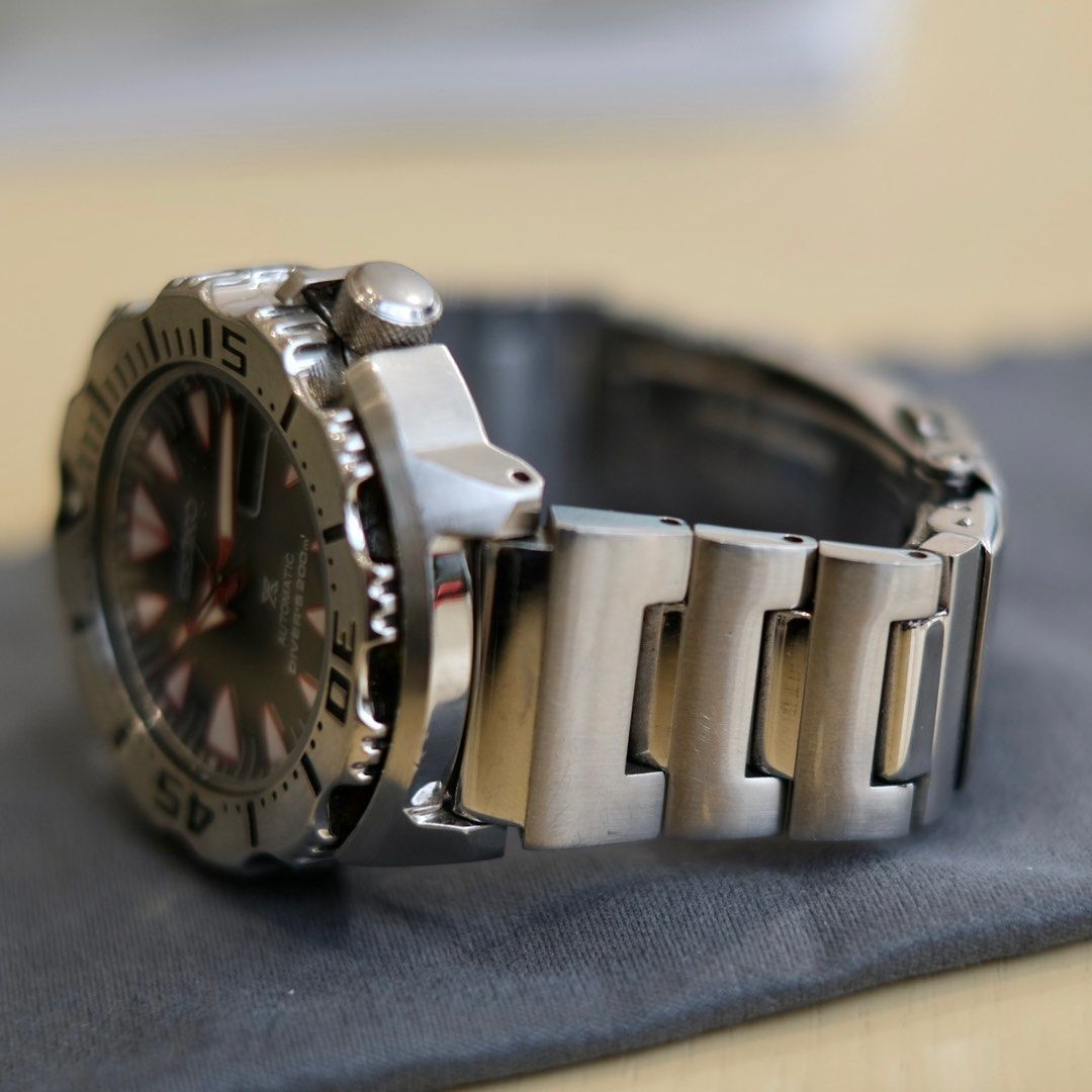 Seiko blood monster 2nd generation - Dracula, Luxury, Watches on Carousell