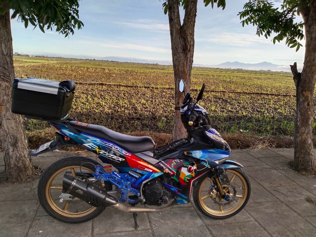 sniper 150 2019 black