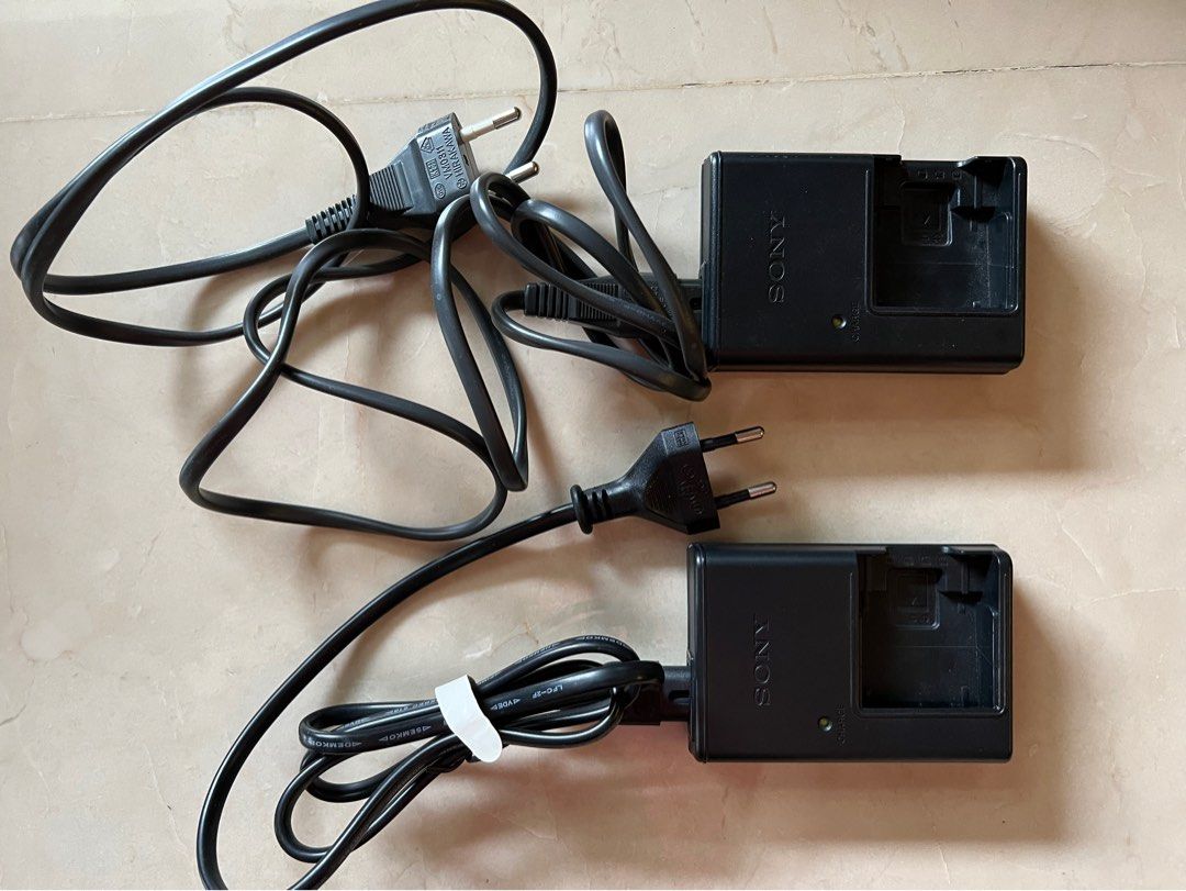 Sony Camera Battery Charger, Mobile Phones & Gadgets, Mobile & Gadget