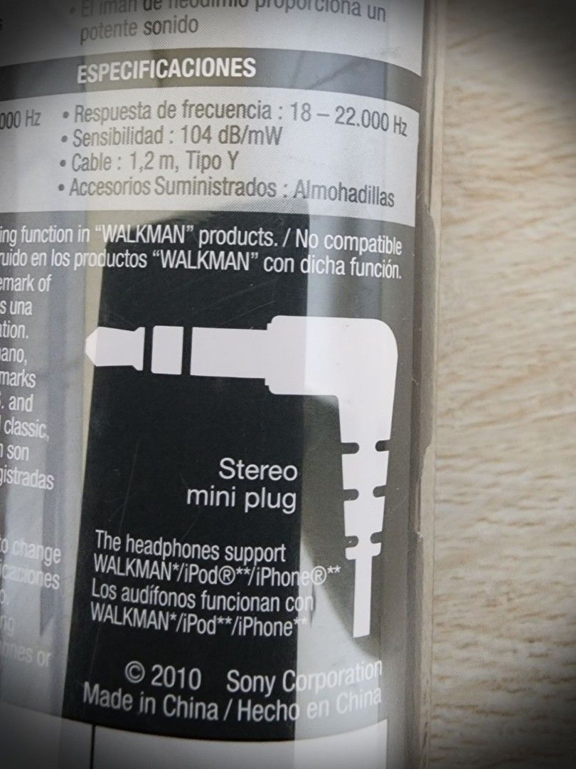 SONY Fashion Earbuds (Category: Headphones & Headsets) located in Quezon City. Submitted by queentana_finds (Listing ID 1213594510, Image 3). Description: Sealed. New. No damage. Bought in the US for $5.99 (Php 324), selling it for Php 200 only. With wire. Check type of plug to make sure it is compatible with what you need..
