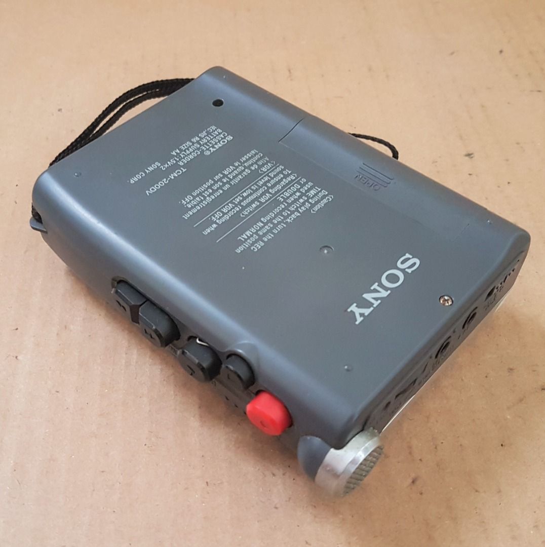 Sony TCM200DV Standard Cassette Voice Recorder, Portable Cassette Tape