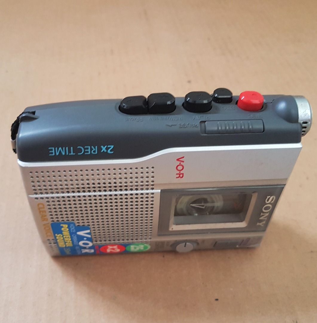 Sony TCM200DV Standard Cassette Voice Recorder, Portable Cassette Tape