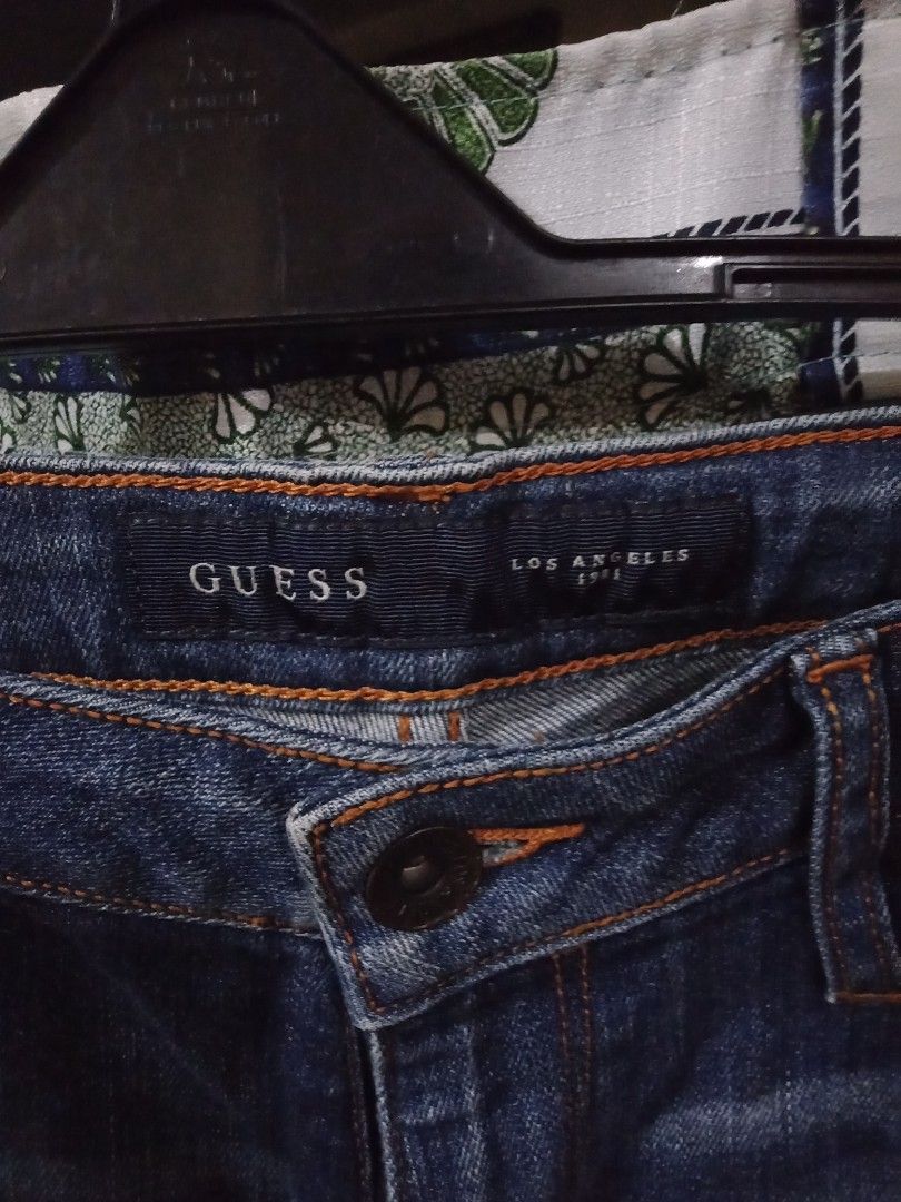Straight Pants (Category: Jeans) located in Paranaque City. Submitted by _andreaaaa13 (Listing ID 1213767068, Image 2). Description: Straight Pants - In good condition - Altered bottom part Size frame: Medium to Large.