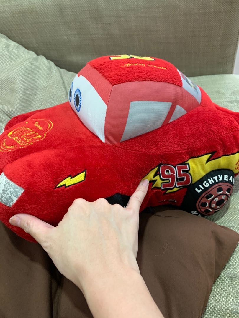 Stuff toy (Category: Plushies & Soft Toys) located in Quezon City. Submitted by struddels (Listing ID 1213670843, Image 3). Description: Big mcqueen stuff toy.