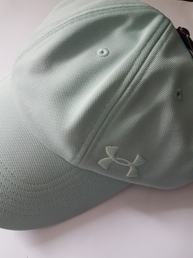 Under Armour UA Multi Hair Cap Female, Women's Fashion, Watches