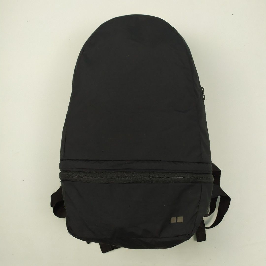 Uniqlo 2 In 1 Waist backpack Men s Fashion Bags Backpacks on