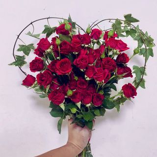 Rose spray bouquet