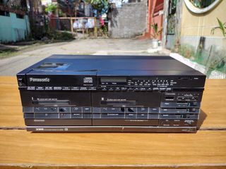 Very RARE Vintage Panasonic RX-CD100 CD-Radio Casette Portable Player
Amplifier Panasonic CD Boombox 110 Volts , MADE IN JAPAN  AS IS