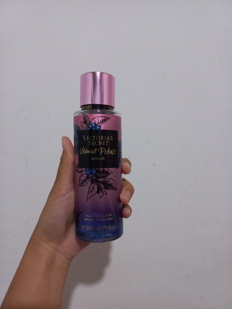 Victoria secret 2025 velvet petals noir
