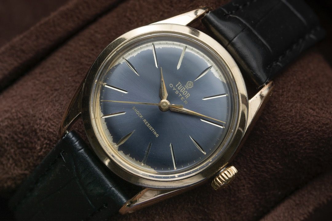 Tudor 1156 top