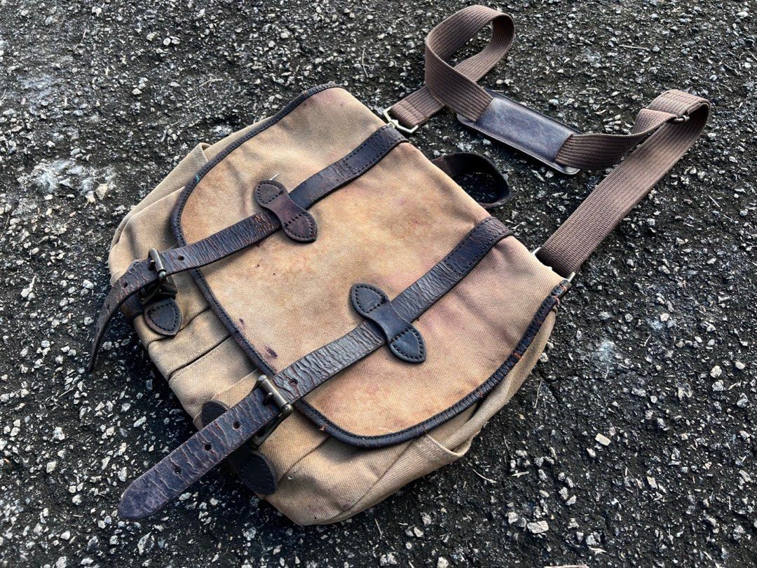 VINTAGE FILSON BAG USA Men s Fashion Bags Sling Bags on Carousell