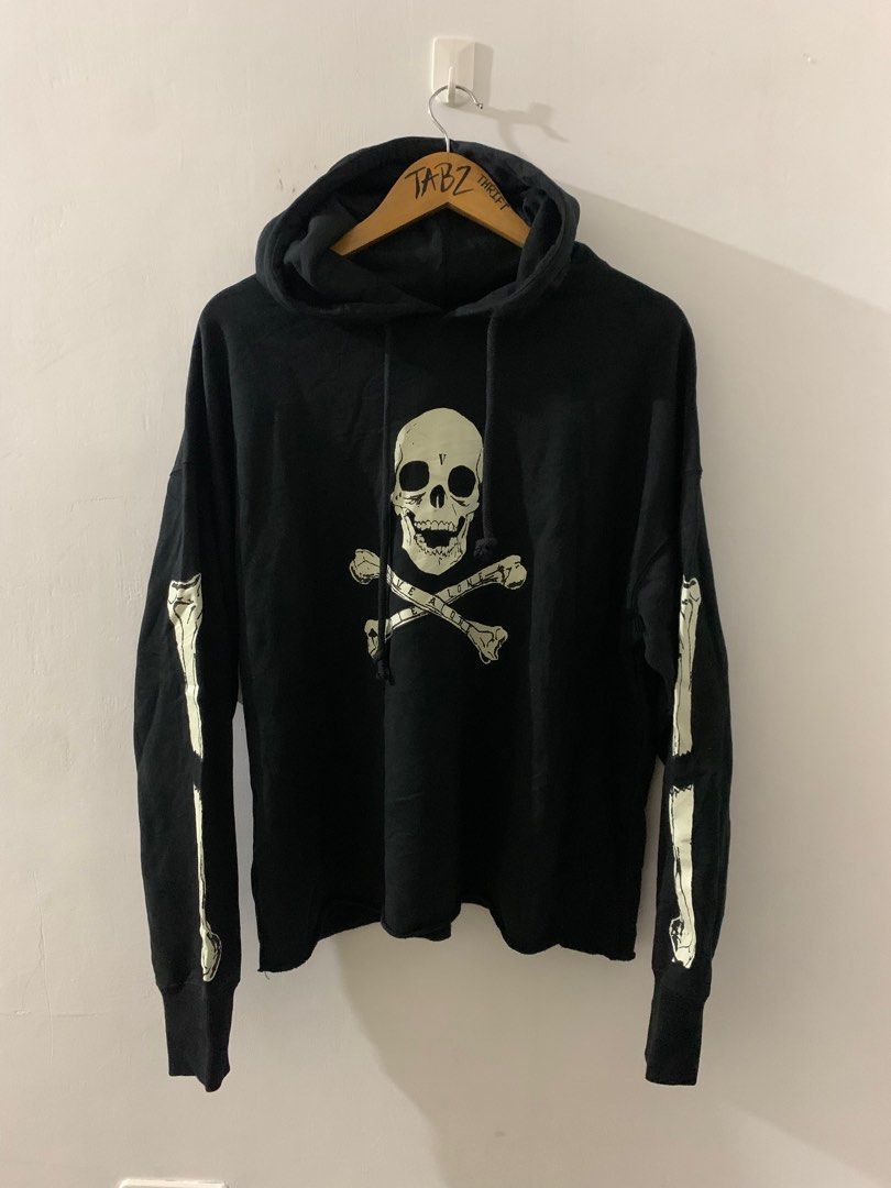 Vlone, Men's Fashion, Coats, Jackets and Outerwear on Carousell