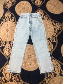 White fox high waisted jeans