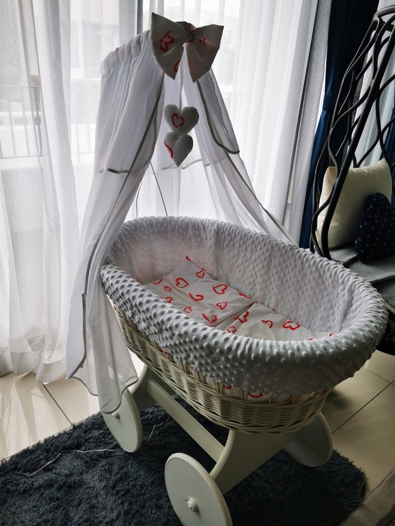 Wicker Moses Full Set Crib with Wheels, Babies & Kids, Baby Nursery & Kids Furniture, Cots