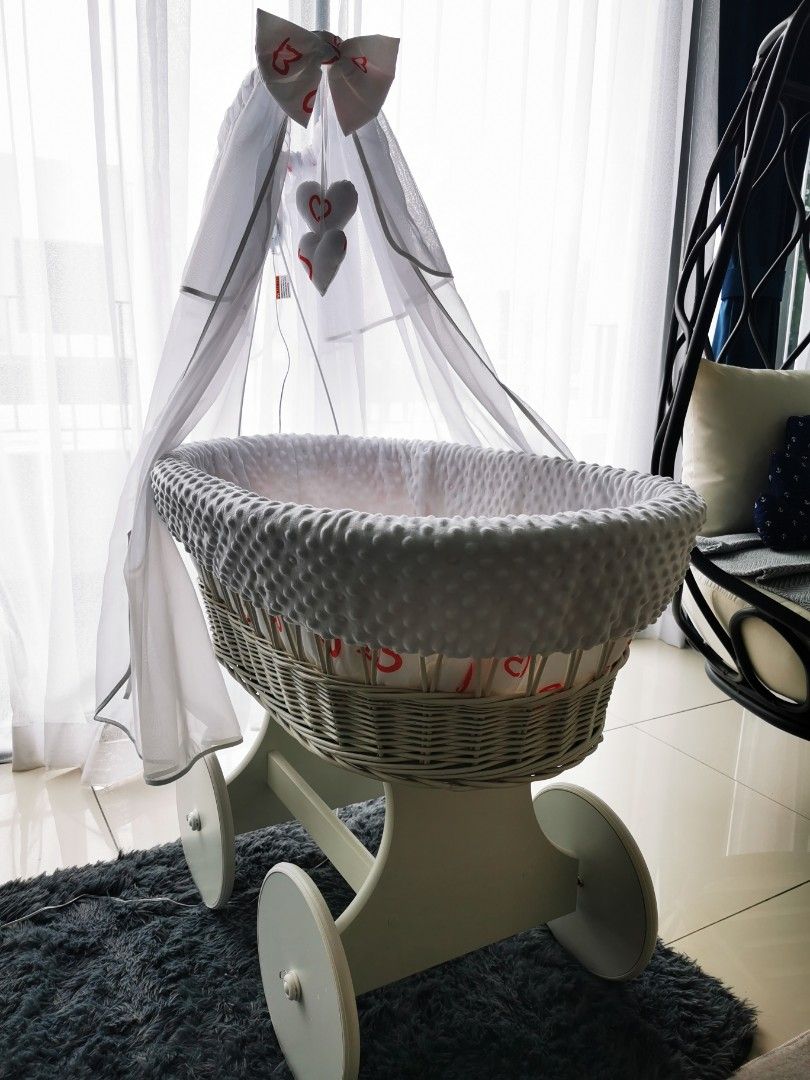 Wicker Moses Full Set Crib with Wheels, Babies & Kids, Baby Nursery & Kids Furniture, Cots