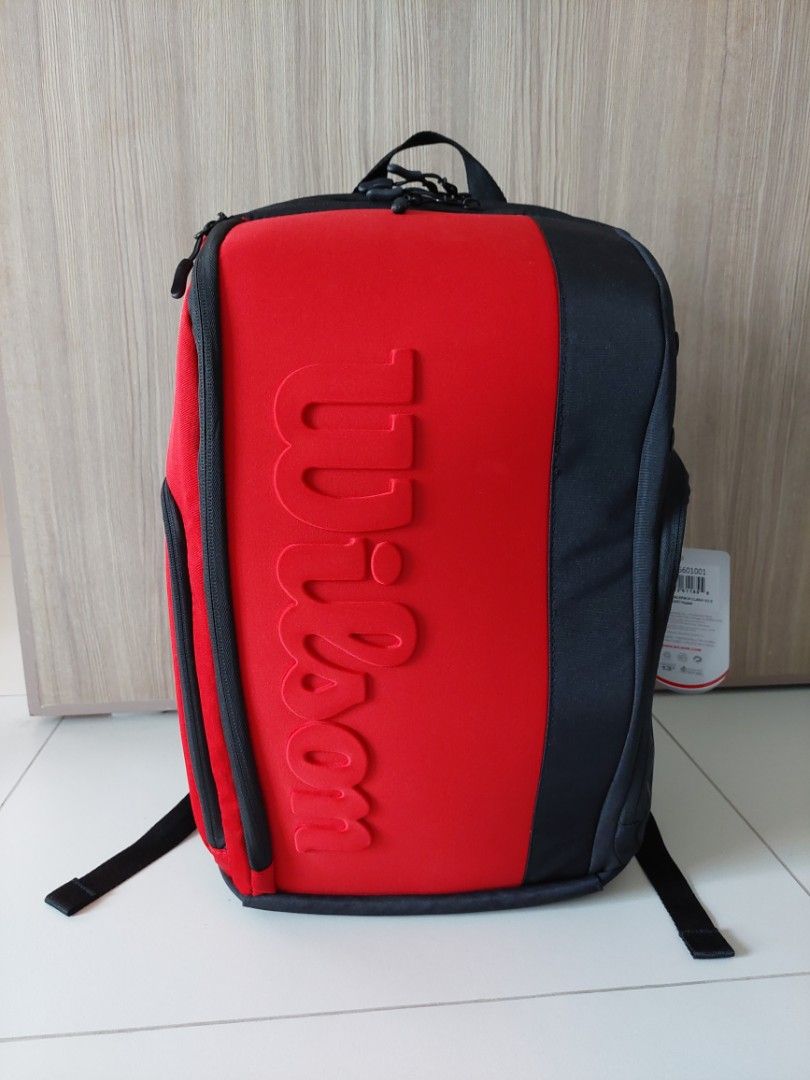 Wilson Clash v2 Super Tour Collection Tennis Racquet Racket Backpack